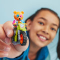 Pikkukuva 6 / 6: LEGO® City Stuntz 60356 karhun temppumoottoripyörä, leluajoneuvo, lahjaidea Vit