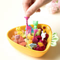 Miniatyrbillede 2 af 7: Bento-tilbehør til børn, Mini tegneserie dekorationer til festfrokost, 20 stk. Temperaturresistente frugt- og grøntsagsspyd, Sikre for børn