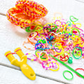 Miniatyrbillede 8 af 8: Loom Bands kit 2500 hobbydele 40 farver armbånd gør det selv