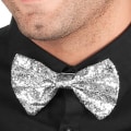 Miniatyrbillede 3 af 3: Sølvglitrende Party Butterfly -  Butterfly glitter Perfekt til nytår, studenterfester og diskotek! Silver one size