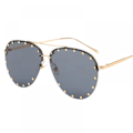 Miniatyrbillede 2 af 5: 2 stk. Dame Rimløse Oversized Solbriller med Nitter og Gradient Glas, Moderigtige