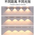 Miniatyrbilde 4 av 4: 1 stk. Ultratynn LED Menneskekroppssensor Smart Oppladbar Lysstripe for Inngangsskap 50CM