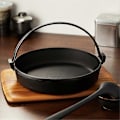 Miniatyrbild 2 av 2: Sukiyaki Gryta för Matlagning i Svart 10.2 Tum (26 cm)
