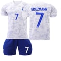 Miniatyrbillede 1 af 2: 22 VM Frankrig trøje udekamp nr. 7 Griezmann #M