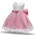 Pikkukuva 2 / 5: Prinsessajuhlamekot, joissa rusetti ja otsapanta DarkPink 100 cm