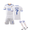 Miniatyrbillede 1 af 2: Real Madird Hjem Børn Mænd Fodboldsæt Fodboldtrøje Træningstrøjedragt 21/22 BENZEMA / HAZARD / MODRIC C 7 - HAZARD 28 (150-160cm)
