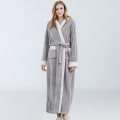 Pikkukuva 9 / 10: Flanelli Pyjama-kylpytakit Hupullinen nauhallinen yöpaita Light Grey M