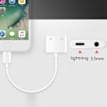 Pikkukuva 5 / 5: Apple iPhone Lightning Audio -sovitinjakaja