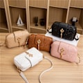 Miniatyrbild 2 av 5: Kvinnor Pu- print tofs Crossbody-väskor Mode Casual Sol White