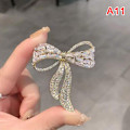 Miniatyrbild 1 av 5: Brosch Mode Lyxig Creative Corsage Klänning Pin Klänning Accessoar A11