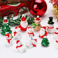 Miniatyrbillede 3 af 8: 12 stk. miniature julepynt i resin - snemænd, rensdyr, julemand - juletræ til håndværk, sneglobber, eventyrhave, dukkehusdekoration