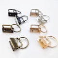Miniatyrbilde 5 av 5: Kompatibel med 40 stk 2,5 cm nøkkelringtangsett for nøkkelbåndproduksjon