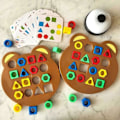 Miniatyrbilde 3 av 5: Helt nytt formmatchingspill Fargesans Utviklende leketøy for barn, Barn Puslespill Geometriske former Rask matchingbrett, Farger & Former Puslespill Læringsspill White