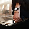 Miniatyrbild 7 av 7: Armband kompatibel med Apple Watch för kvinnor, glittrande fjärilsdesign, fashion metall bling rostfritt stål länkarmband, ersättningsband Black 38/40/41mm