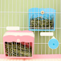 Miniatyrbillede 5 af 5: Kanin Hø Foderautomat Foder Krybbe Græsholder Hø Dispenser Kanin Hø Krybbe Blå White 21cmx25cmx13cm