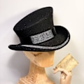 Miniatyrbillede 5 af 5: Asymmetrisk Tophat i Uld - Dame, Herre, Unisex - Steam Punk Hat - Tophat med Modebånd - Dekorativ Hat til Mænd - yu Black One Size
