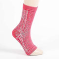 Pikkukuva 1 / 2: 2 Paria Plantar Fasciitis -tukisukkia Heikoille Nilkoille, Kaarille ja Kannoille - Ultimate Compression -hihat Red SM