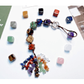 Miniatyrbillede 2 af 7: Krystal Hængende Healing Krystaller Ædelstene Dekoration Tumbled Stene Bil Bakspejl Væghængende Krystaller Reiki Krystal Gaver Seven Chakras