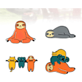 Miniatyrbillede 7 af 8: 4 stk. Søde Emblempinde Sæt Alpaka Dovendyr Badges Broche Pins til Tøj Tasker Jakker Tilbehør DIY Håndværk