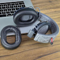 Miniatyrbild 4 av 5: Öronkuddar i memory foam för Backbeat Fit 6100 headset förbättrar ljudupplevelsen Svart