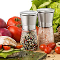 Miniatyrbilde 4 av 4: 2-delt sett Premium salt- og pepperkvern i rustfritt stål, justerbar keramisk havsaltkvern, pepperkvern, høye salt- og pepperbøsser i glass 2pcs Short