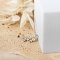 Miniatyrbillede 3 af 4: 14K Guldbelagte Cubic Zirconia Øre-Crawler Øreringe - Faux Diamond Pil Øre-Klatrere Mode Øreringe til Kvinder