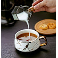 Miniatyrbillede 4 af 6: Porcelæn Te Kop Kaffe Kande Sæt til Eftermiddagste - Marmor Mønster (Sort, Kort 300ml + Træ Underkop)