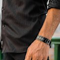 Miniatyrbillede 5 af 6: 1 stk. Styrke Titanium Magnetisk Armbånd – Magnetiske Armbånd til Mænd – Premium Fold-Over Spænde og Justerbar Længde Black