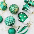 Miniatyrbilde 3 av 5: Julekule i plast, julepynt, juletre, liten hengende dekorasjon