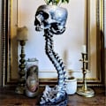 Pikkukuva 3 / 5: Resinikallokasvi ja selkäranka-teline setti, Polyresin-kallokasvi, Halloween-koriste retro ihmisen kallopää kukka, musta
