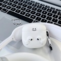 Miniatyrbilde 1 av 5: Kompatibel med AirPods Myk Silikonveske med Søt 3D Morsom Tegneserie Design Støtsikker Nøkkelring Deksel for Jenter Kvinner Airpods 3