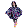 Pikkukuva 2 / 5: Kevyt Lasten Sadetakki Poncho