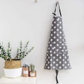Miniatyrbilde 2 av 6: Mote-stjerneforkle for kvinner og jenter, justerbart forkle med 2 lommer for hjemmekjøkken, matlaging, baking, grilling og hagearbeid