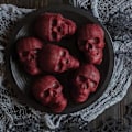 Pikkukuva 5 / 5: Halloween-kalloleivonnaismuotit Helppokäyttöiset ja helpot puhdistaa 3D-kalloleivonnaismuotit kakkuja ja muffinsseja varten