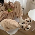 Miniatyrbilde 3 av 5: Vinter Mjuk Söt Ko Bomull Tofflor Vinter Student Hem Anti-halk Tofflor Vinter Varmt Par Tecknat Milk Cow Plysch Tofflor 35-36
