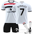 Miniatyrbild 1 av 3: 2425 Röda Djävlarna Andra Bortaställ Vit Fotbollsdräkt Set 10 Rashford 37 Menou 17 Ghana Joe 7 C Ronaldo Herrtröja C Ronaldo 7 Strumpor C Ronaldo 7 Socks 16#