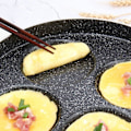 Miniatyrbillede 5 af 5: Pandekagepande, 24 cm pandekagepande med 4 huller, rund stegepande med non-stick, morgenmadspande (sort)
