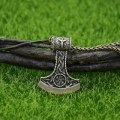 Pikkukuva 1 / 5: Slaavilainen Perun Kirves Kolovrat Riippuva Riimu Riimu ALGIZ Talismani Pagan Skandinaavinen Viikinki Kaulakoru Amuletti Metalli Ketju Pronssi