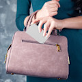 Pikkukuva 3 / 4: 2 kpl Ultra Slim Pocket Makeup Resespegel