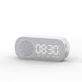 Miniatyrbild 1 av 4: Multifunktionell Smart FM-radio Bluetooth-högtalare Växarklocka Spegelklocka (Vit)