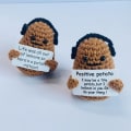 Miniatyrbild 4 av 5: Rolig positiv potatisstickad potatisdocka 1 1 1 1 1