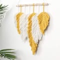 Miniatyrbild 3 av 5: Handgjord Makramé Väggdekoration Fjäder Boho Väggdekor Gul Chic Vävd Löv Tofsar Dekoration Bomull Ornament Gobeläng