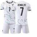 Miniatyrbillede 7 af 7: 25-26 Portugal udebanesæt hvid fodbolduniform sæt Nr. 7 Ronaldo Nr. 10 B Silva trøje 8 B Fee 11 Phillips Størrelse 7 med sokker Size 7 with socks #16