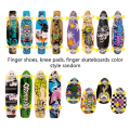 Miniatyrbild 5 av 5: Finger Skateboard Med Skor Mini Scooter Finger Leksak Set Gripbräda Skor Och Byxor Finger Skate Board Mini Skateboard Green Series