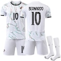 Miniatyrbillede 4 af 7: 25-26 Portugal udebanesæt hvid fodbolduniform sæt Nr. 7 Ronaldo Nr. 10 B Silva trøje 8 B Fee 11 Phillips Nr. 11 med strømper No. 11 with socks #twenty four