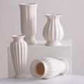 Miniatyrbillede 2 af 4: Vase design til blomster håndlavet, hvid 11.5*13*19.5cm