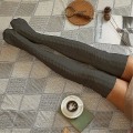 Miniatyrbillede 2 af 2: Knæstrømper til kvinder Vintervarme lårstrømper uden elastiske brede manchetter Gave