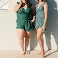 Miniatyrbillede 3 af 5: Indbygget BH Badedragt Romper til Kvinder Enkel Stil Konservativ Slankende Badedragt Egnet til Ferie Strand Sort Black 3XL