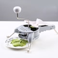 Miniatyrbild 2 av 2: Multifunctional Vegetable Slicer, A Kitchen Gadget, Can Be Used for Shredding and Grating, Comes with 3 Blades White Vit
