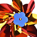 Miniatyrbillede 5 af 5: 36 stk. Plast Regnbue Vindmølle Græsplæne Have Græs Spinner Sjov Fiesta Dekor Flammefarver 15 x 36,5 cm (Tilfældig Farve)